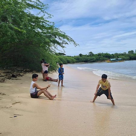 Calatagan'S Bahay Kubo - With Beach Access Batangas Eksteriør billede